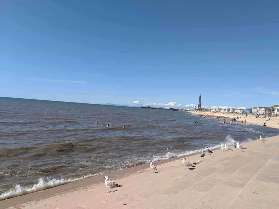 Waters Edge Hotel Блекпул Екстериор снимка