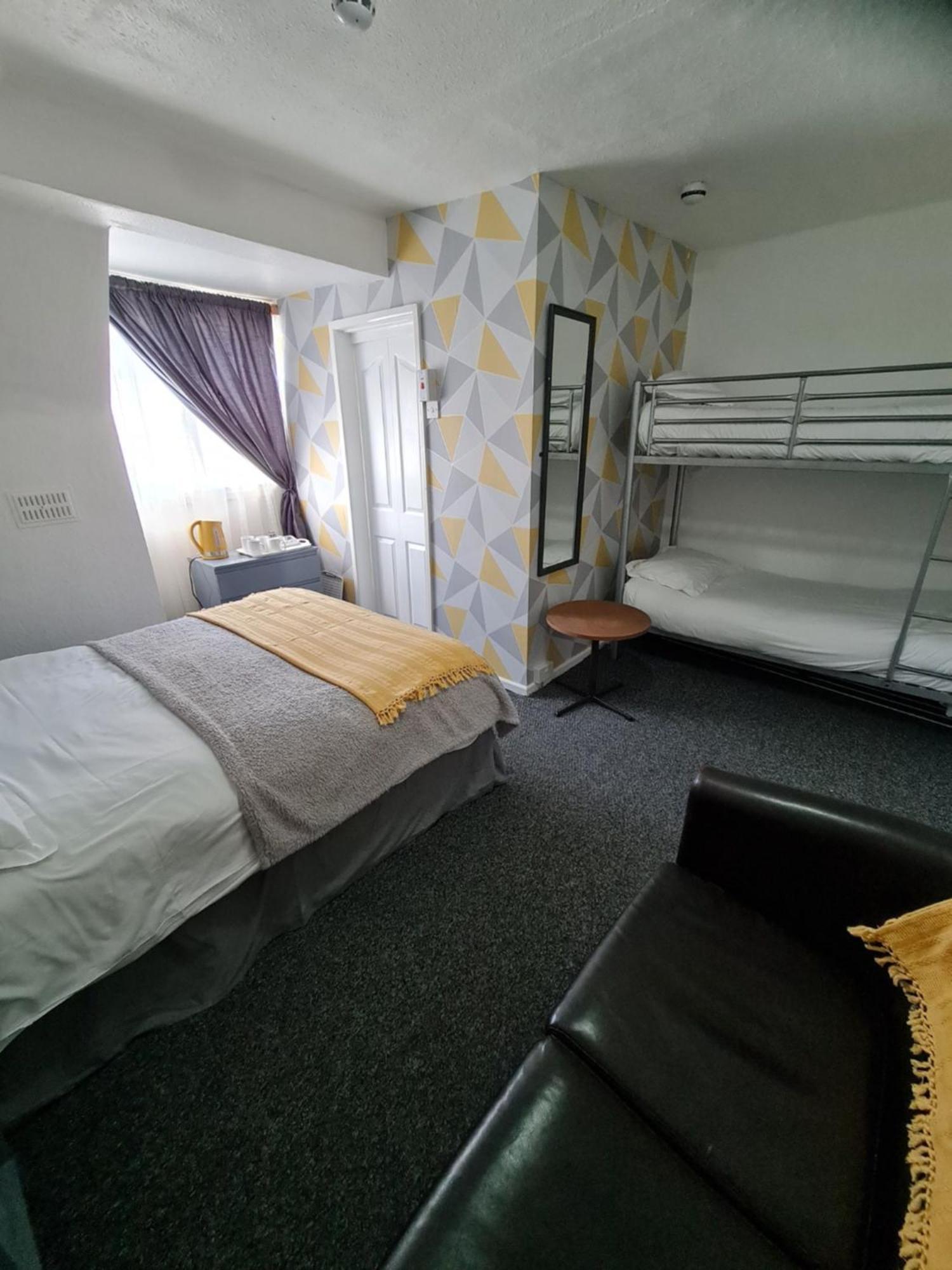 Waters Edge Hotel Блекпул Екстериор снимка